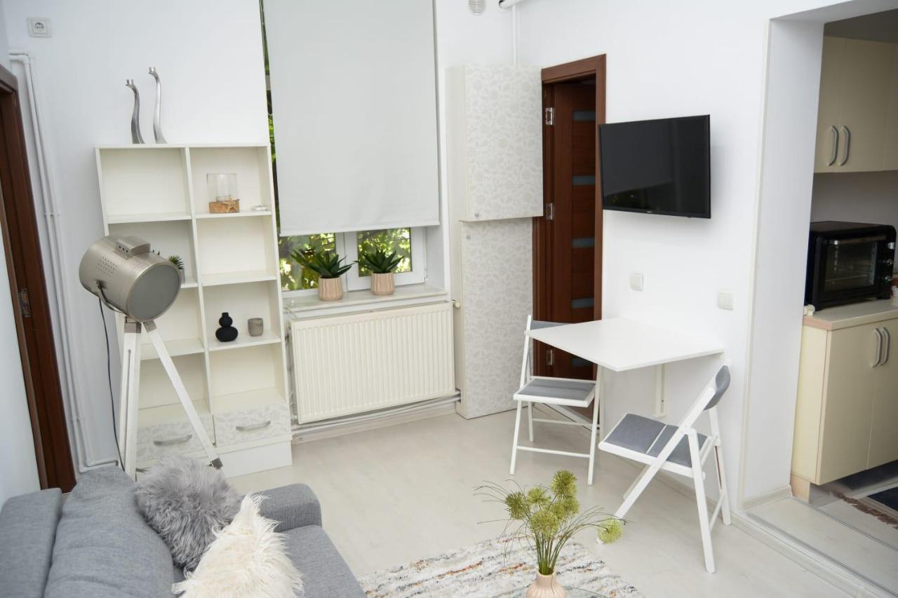 Cozzy Inn City Centre Köstence Dış mekan fotoğraf